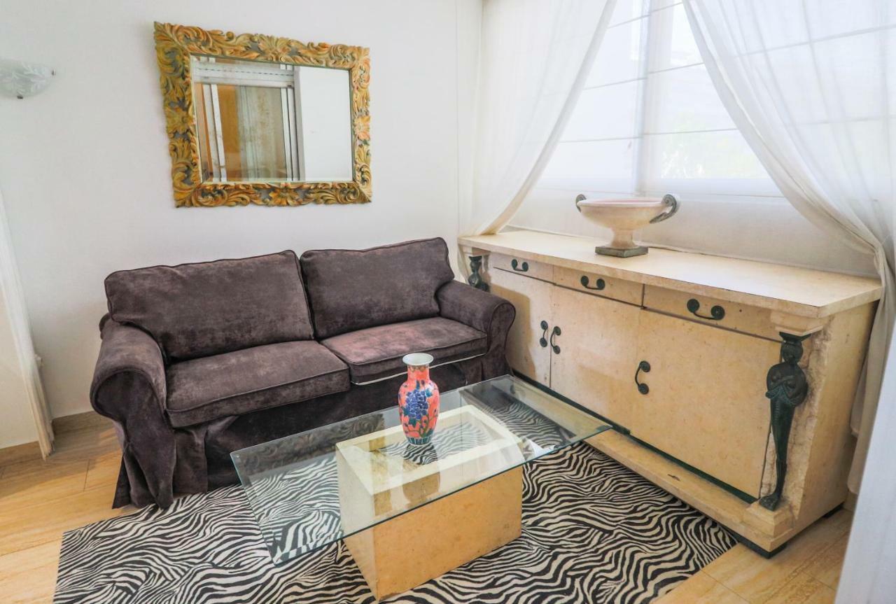 Central Park Apartment คานส์ ภายนอก รูปภาพ